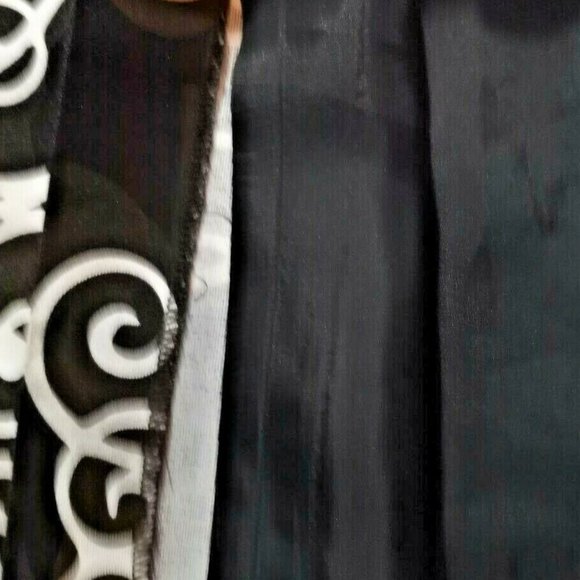 Ann Taylor Petite Women's Geometric Print Mini - Picture 2 of 6